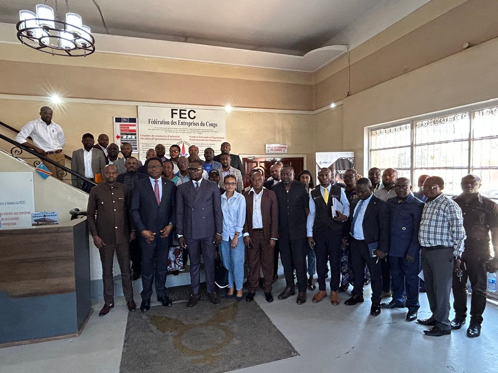 𝗥𝗲́𝗴𝘂𝗹𝗮𝘁𝗶𝗼𝗻 𝗱𝗲 𝗹𝗮 𝗰𝗼𝗻𝗰𝘂𝗿𝗿𝗲𝗻𝗰𝗲 𝗮𝘂 𝗛𝗮𝘂𝘁-𝗞𝗮𝘁𝗮𝗻𝗴𝗮